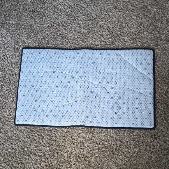 Abstract Multicolor Area Rug - Picture 3 of 4